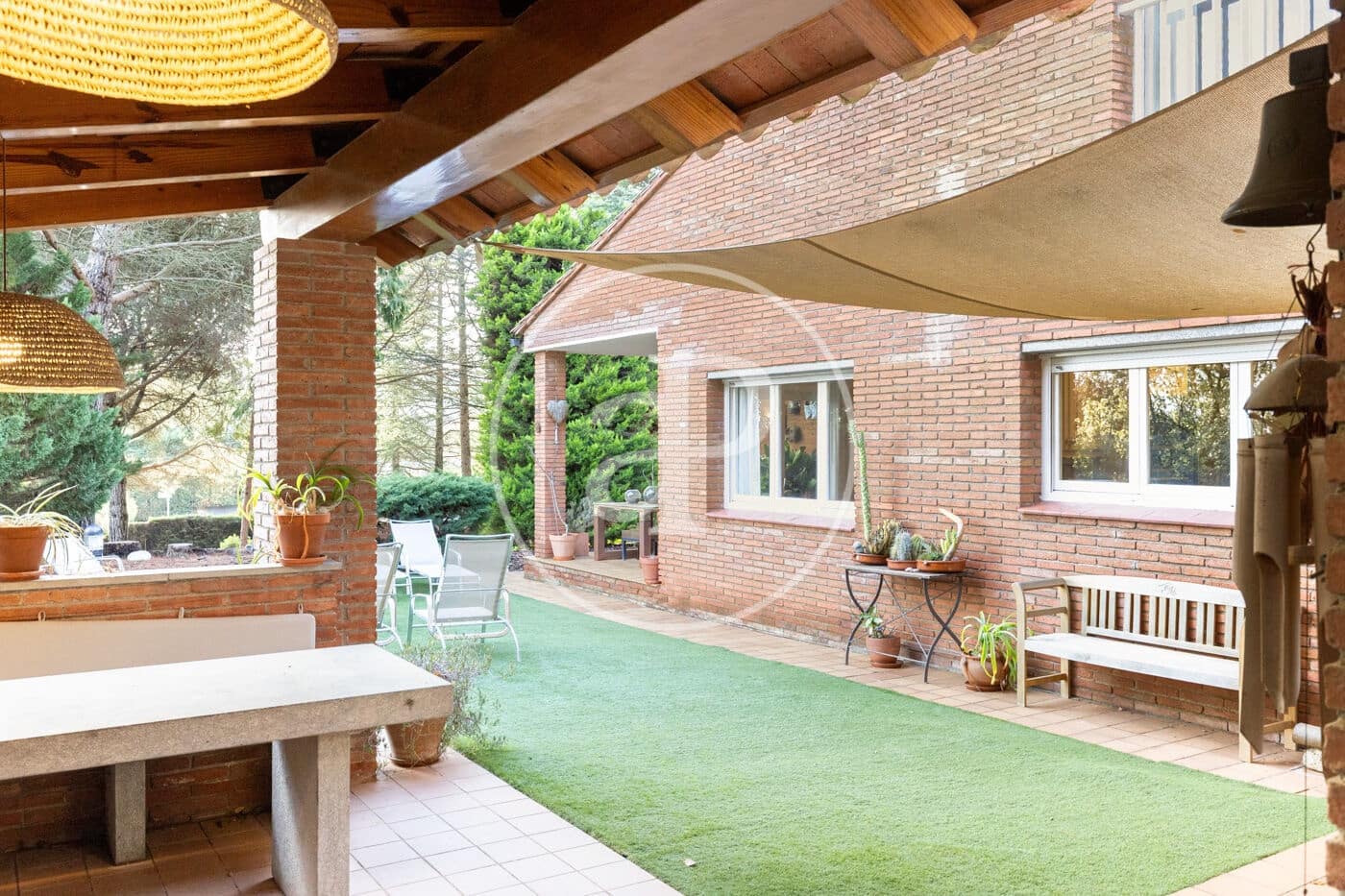 5 bedroom Villa for sale in Matadepera with pool - € 820,000 (Ref: 9491308)