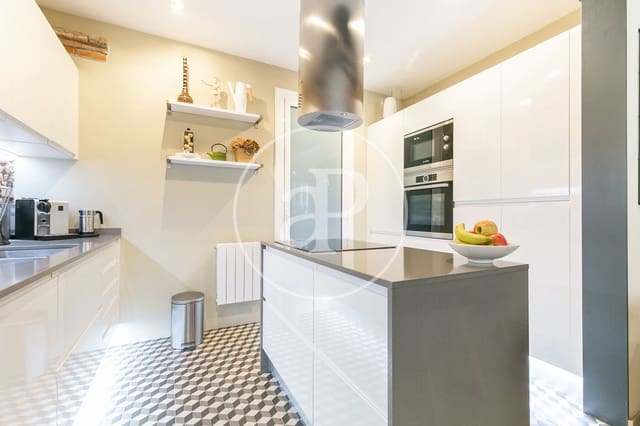 3 chambre Appartement à vendre à La Vila de Gràcia, Barcelone ville - 590 000 € (Ref: 9491309)