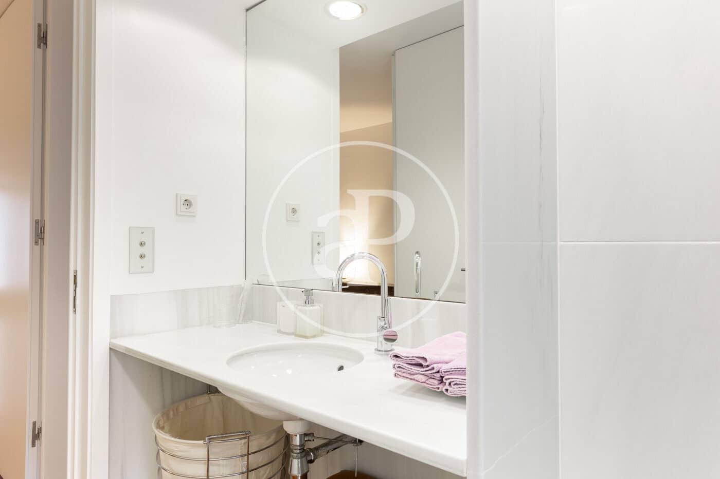 5 makuuhuone Huvila myytävänä paikassa Sant Cugat del Valles mukana uima-altaan - 1 800 000 € (Ref: 9491310)