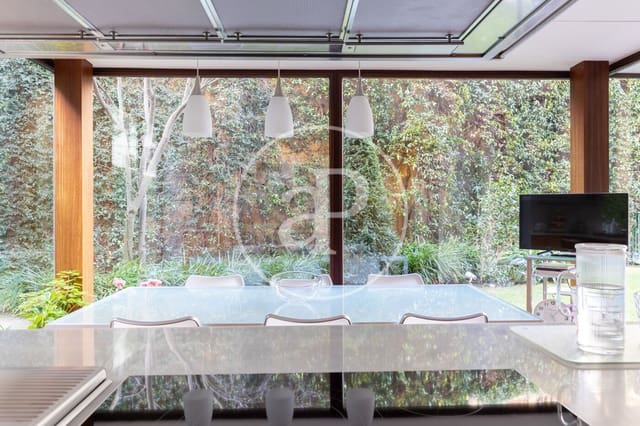 5 makuuhuone Huvila myytävänä paikassa Sant Cugat del Vallès mukana uima-altaan - 1 800 000 € (Ref: 9491310)