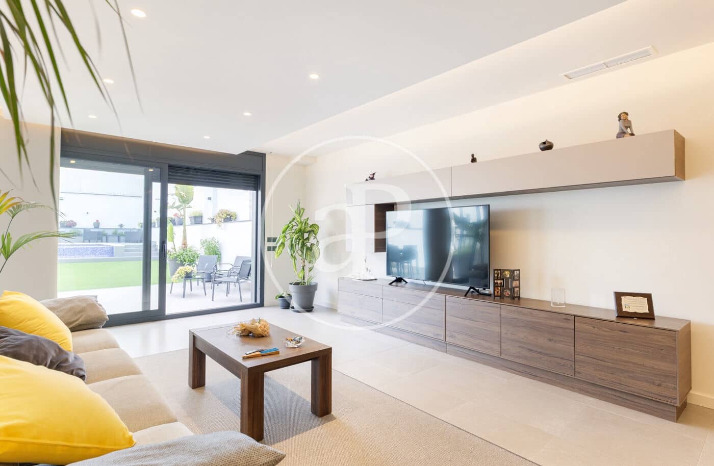 4 makuuhuone Huvila myytävänä paikassa Sabadell mukana uima-altaan - 1 200 000 € (Ref: 9491311)