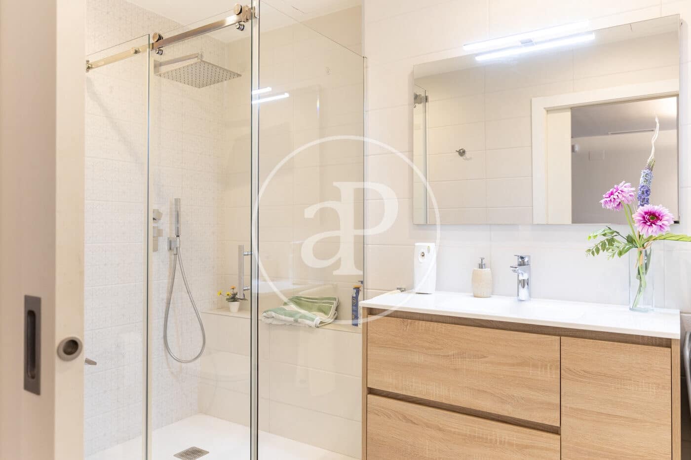 4 makuuhuone Huvila myytävänä paikassa Sabadell mukana uima-altaan - 1 200 000 € (Ref: 9491311)