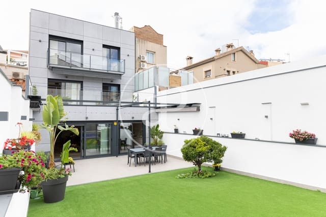 4 makuuhuone Huvila myytävänä paikassa Sabadell mukana uima-altaan - 1 200 000 € (Ref: 9491311)