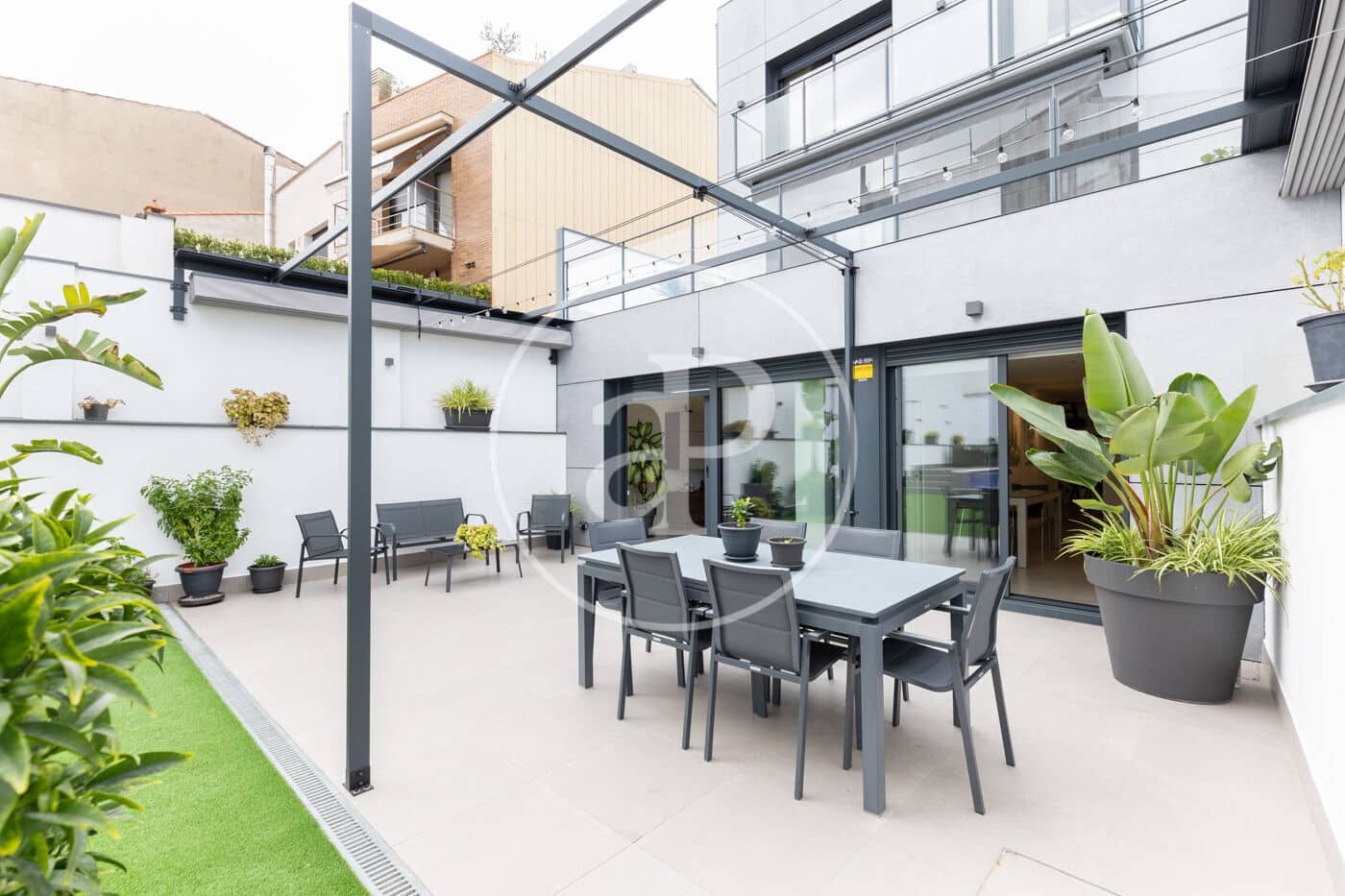 4 makuuhuone Huvila myytävänä paikassa Sabadell mukana uima-altaan - 1 200 000 € (Ref: 9491311)