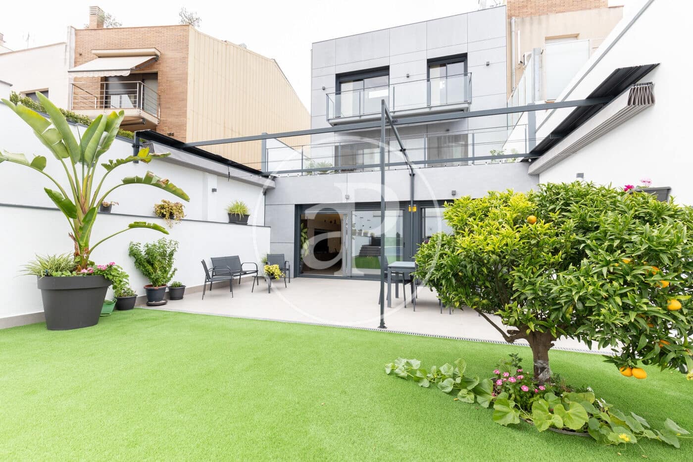 4 makuuhuone Huvila myytävänä paikassa Sabadell mukana uima-altaan - 1 200 000 € (Ref: 9491311)