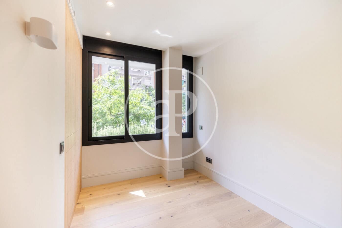 Apartamento de 3 habitaciones en Barcelona ciudad en venta - 570.000 € (Ref: 9494604)