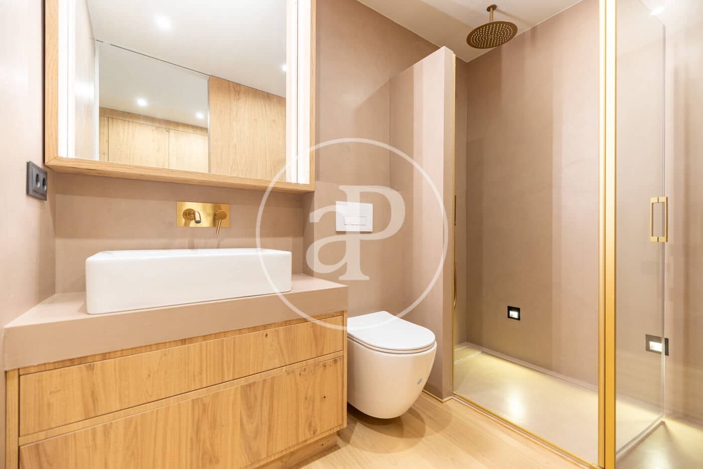 Apartamento de 3 habitaciones en Barcelona ciudad en venta - 570.000 € (Ref: 9494604)