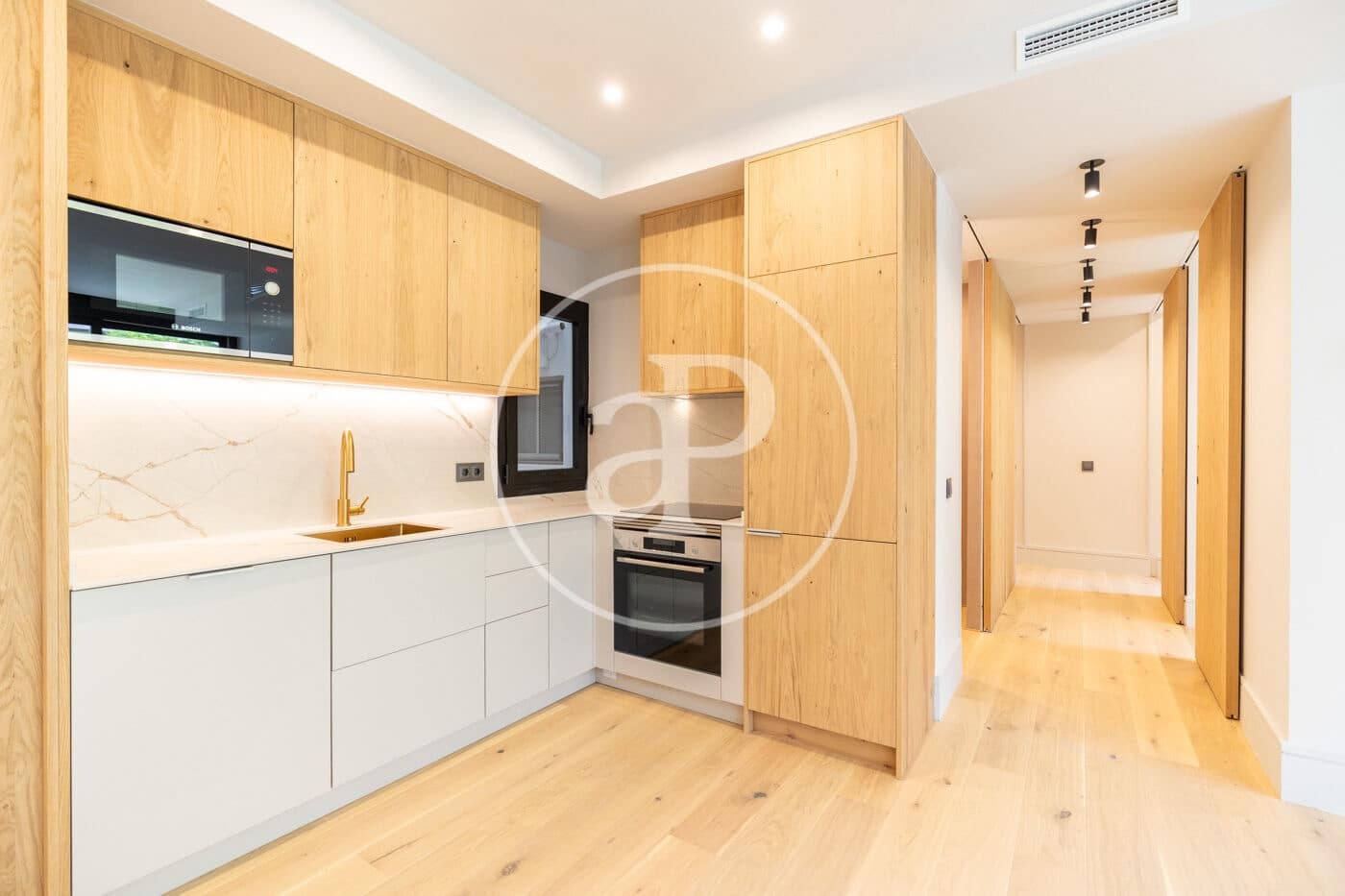 Apartamento de 3 habitaciones en Barcelona ciudad en venta - 570.000 € (Ref: 9494604)