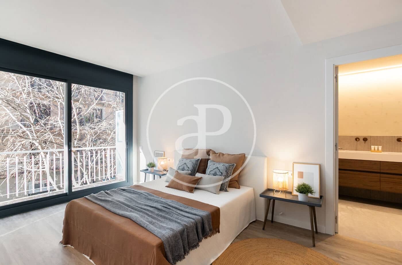 4 bedroom Apartment for sale in Barcelona city - € 1,490,000 (Ref: 9494606)