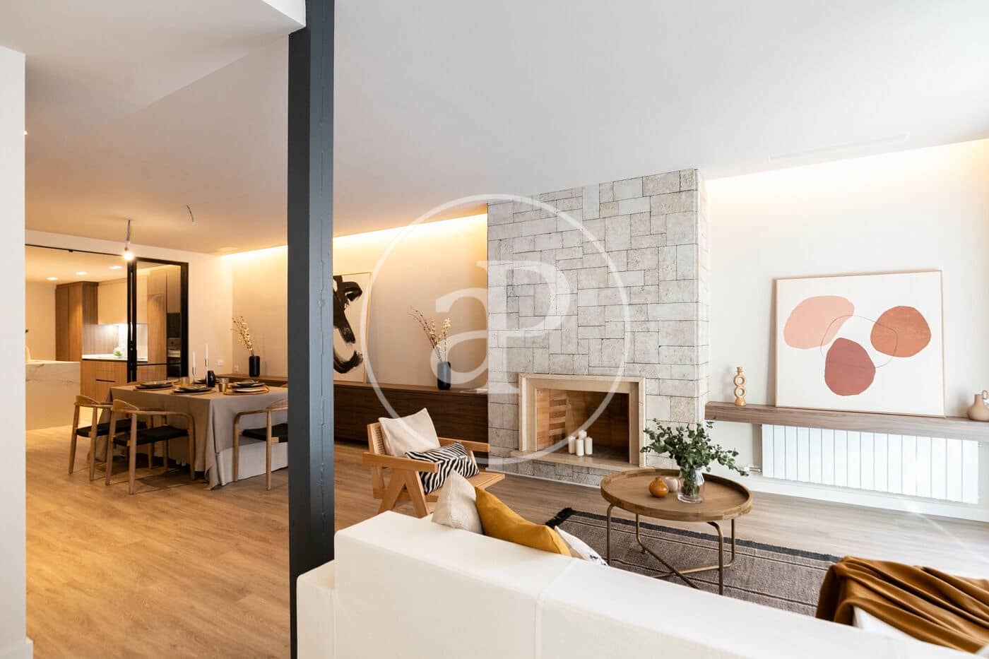 4 bedroom Apartment for sale in Barcelona city - € 1,490,000 (Ref: 9494606)