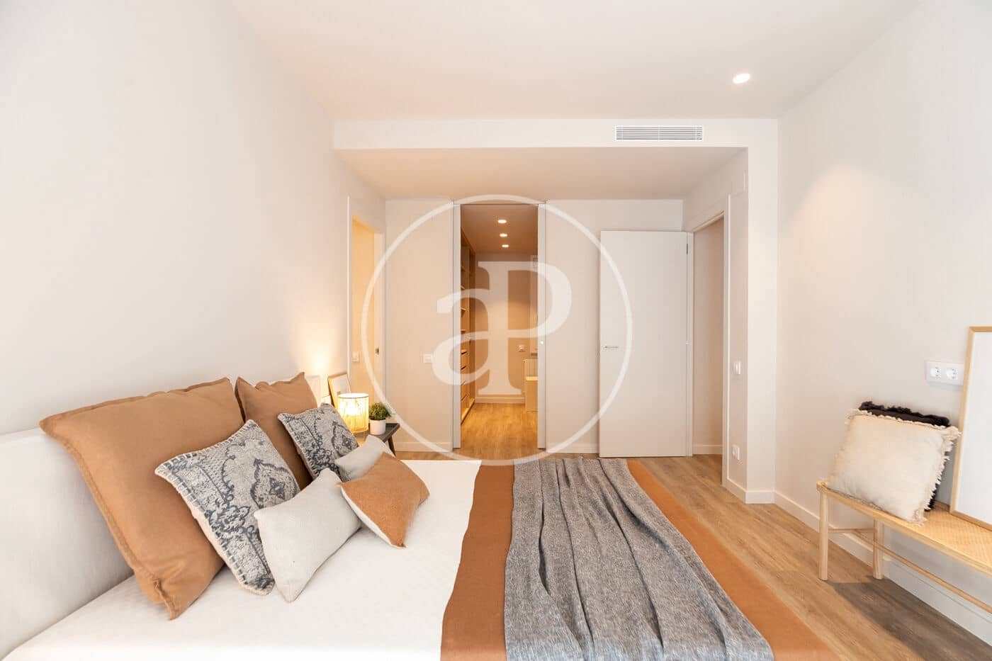 4 bedroom Apartment for sale in Barcelona city - € 1,490,000 (Ref: 9494606)