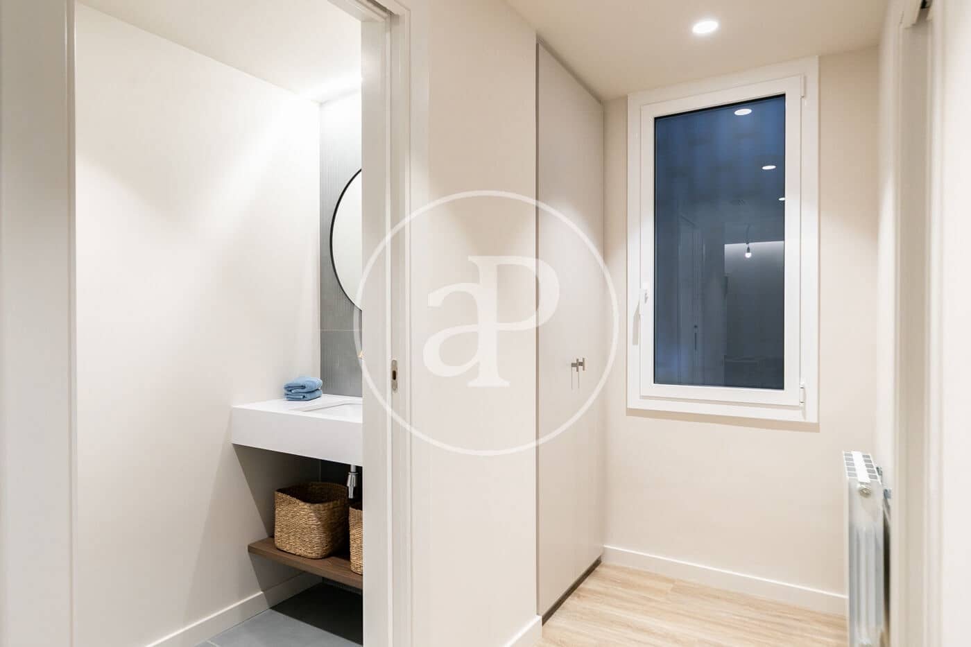 4 bedroom Apartment for sale in Barcelona city - € 1,490,000 (Ref: 9494606)