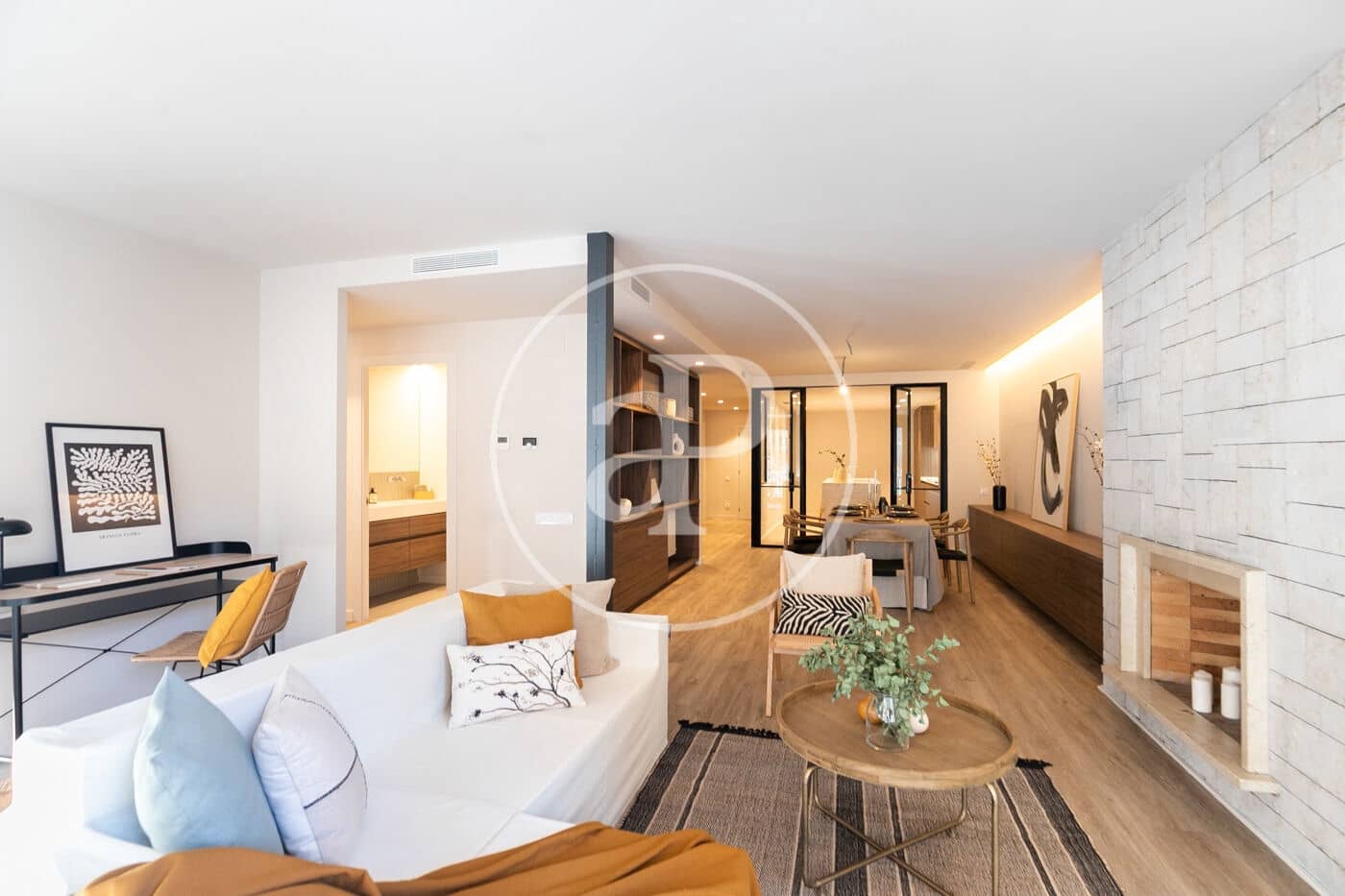 4 bedroom Apartment for sale in Barcelona city - € 1,490,000 (Ref: 9494606)