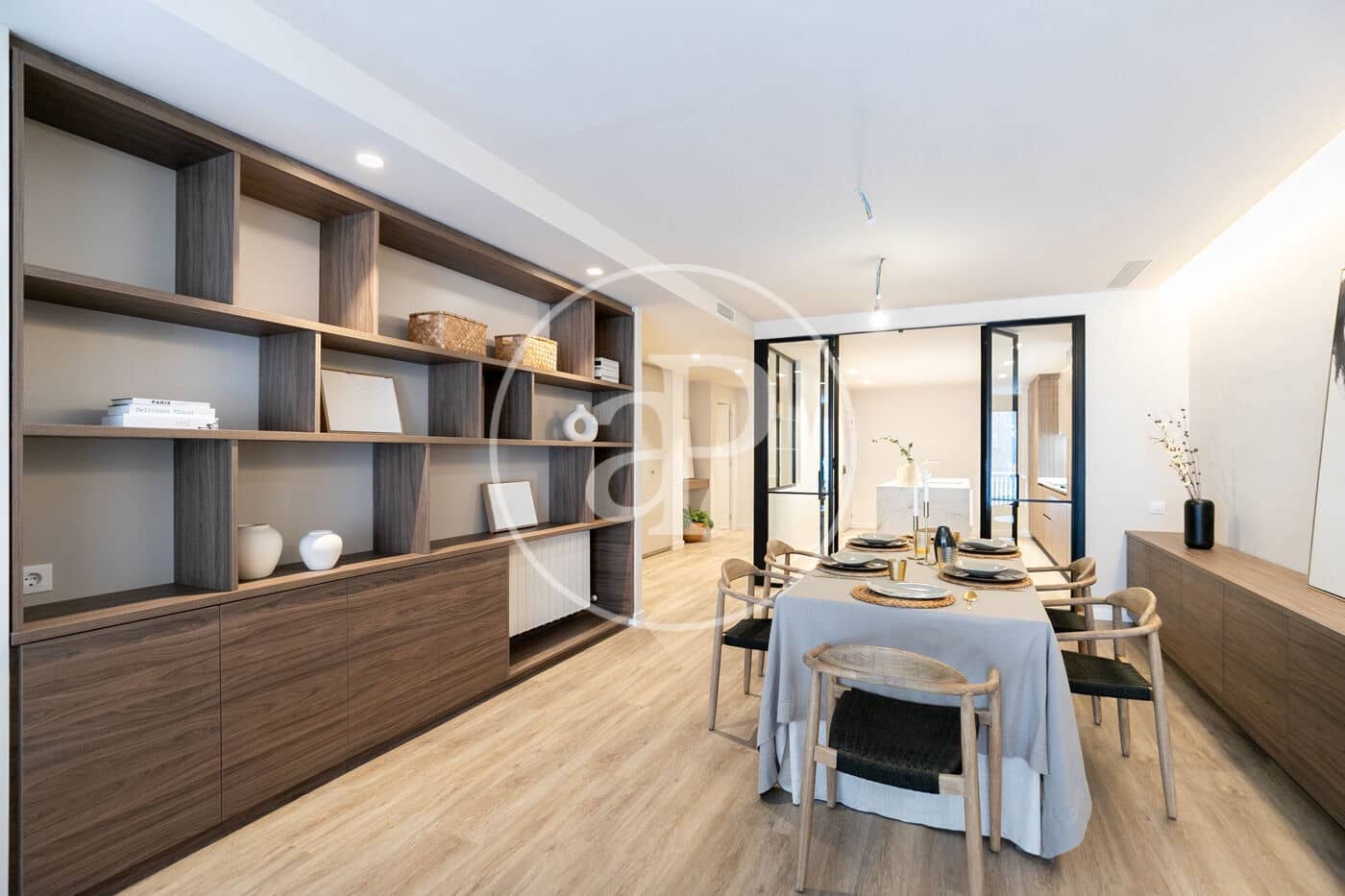 4 bedroom Apartment for sale in Barcelona city - € 1,490,000 (Ref: 9494606)