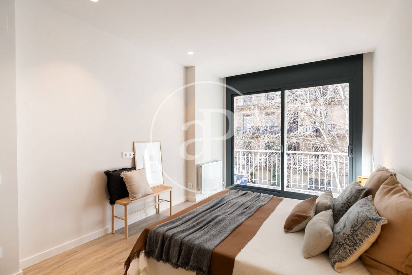 4 bedroom Apartment for sale in Barcelona city - € 1,490,000 (Ref: 9494606)