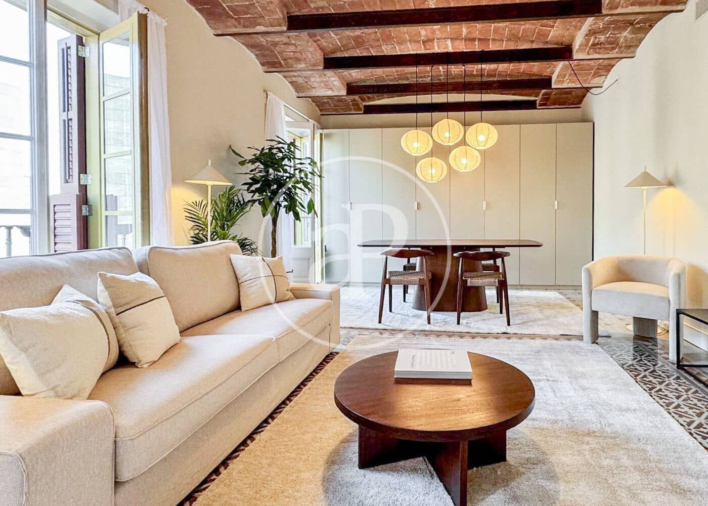 2 bedroom Apartment for rent in Barcelona city - € 3,100 (Ref: 9494608)