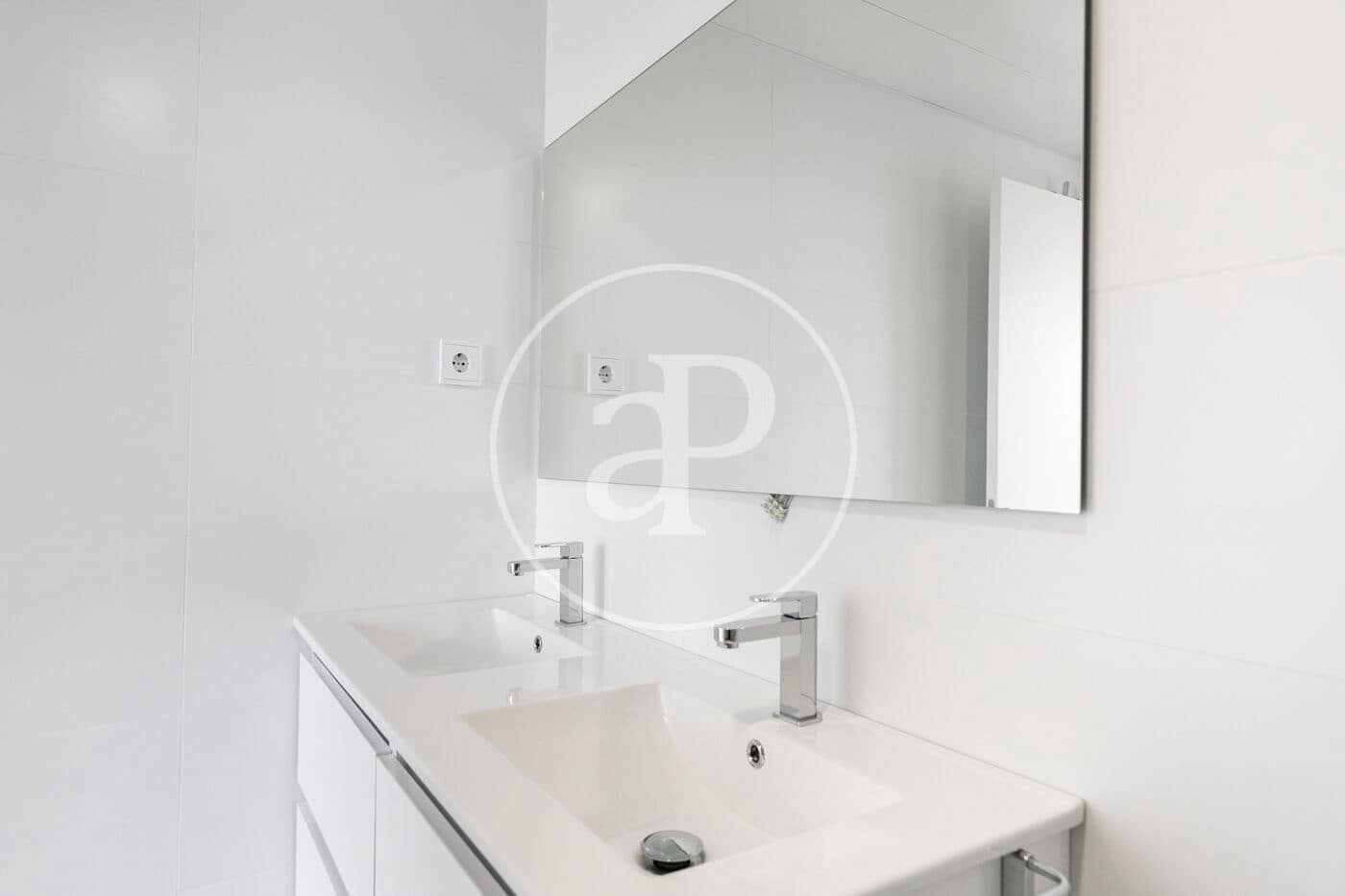 1 bedroom Apartment for rent in Badalona with pool - € 1,412 (Ref: 9494609)