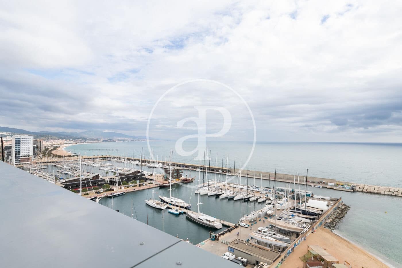 1 bedroom Apartment for rent in Badalona with pool - € 1,412 (Ref: 9494609)