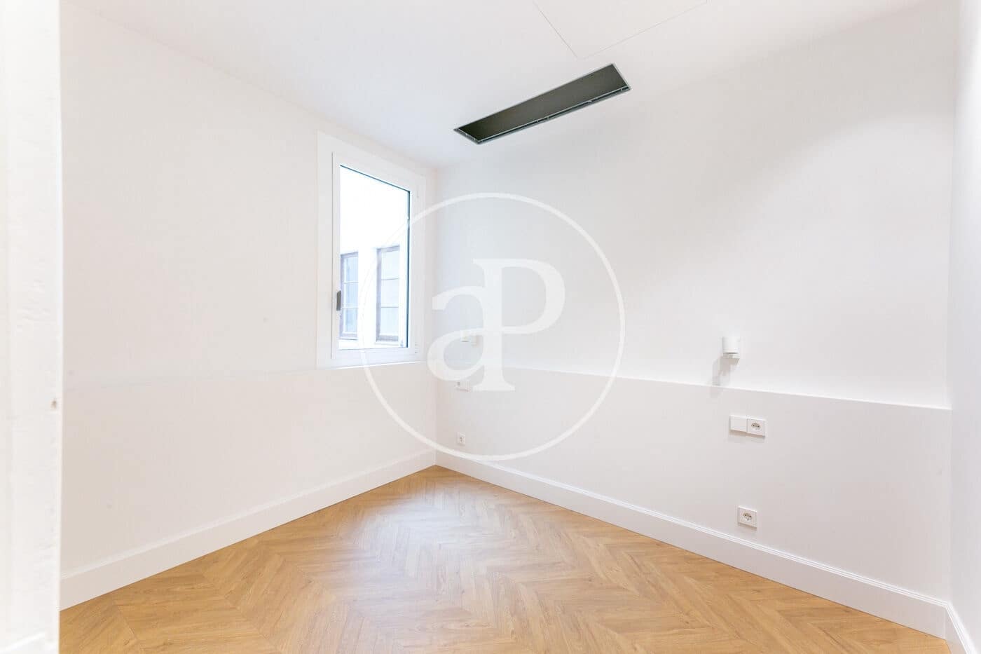 3 bedroom Apartment for rent in Barcelona city - € 2,950 (Ref: 9494610)