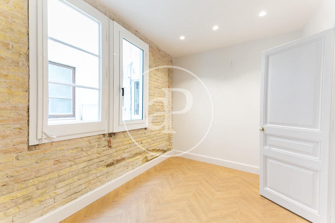 3 bedroom Apartment for rent in Barcelona city - € 2,950 (Ref: 9494610)