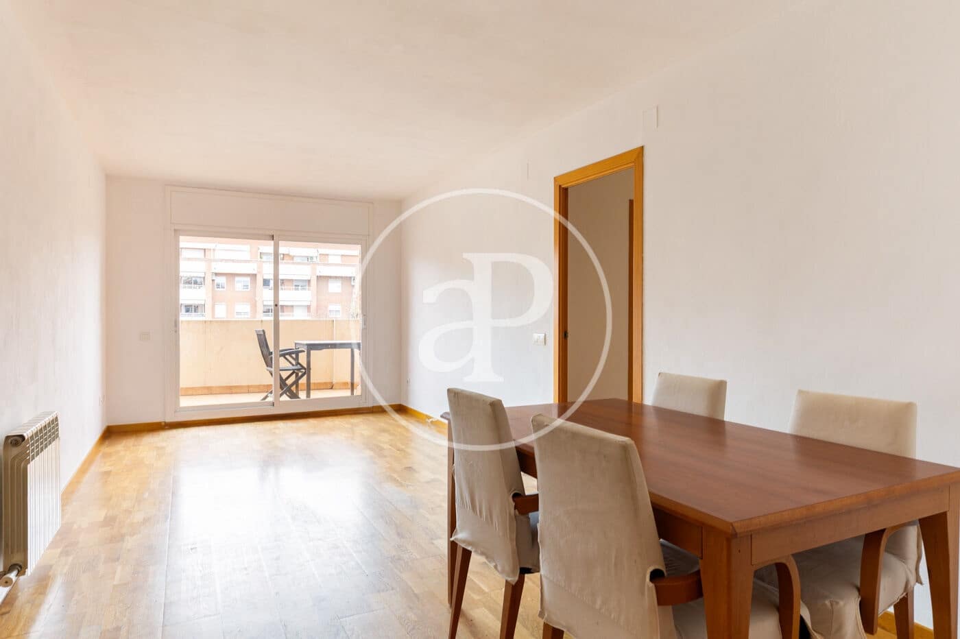 3 bedroom Apartment for rent in Sant Cugat del Valles with pool - € 1,800 (Ref: 9497170)