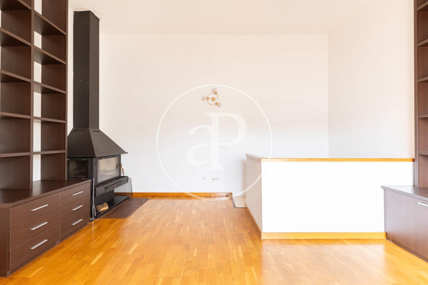 3 bedroom Apartment for rent in Sant Cugat del Valles with pool - € 1,800 (Ref: 9497170)