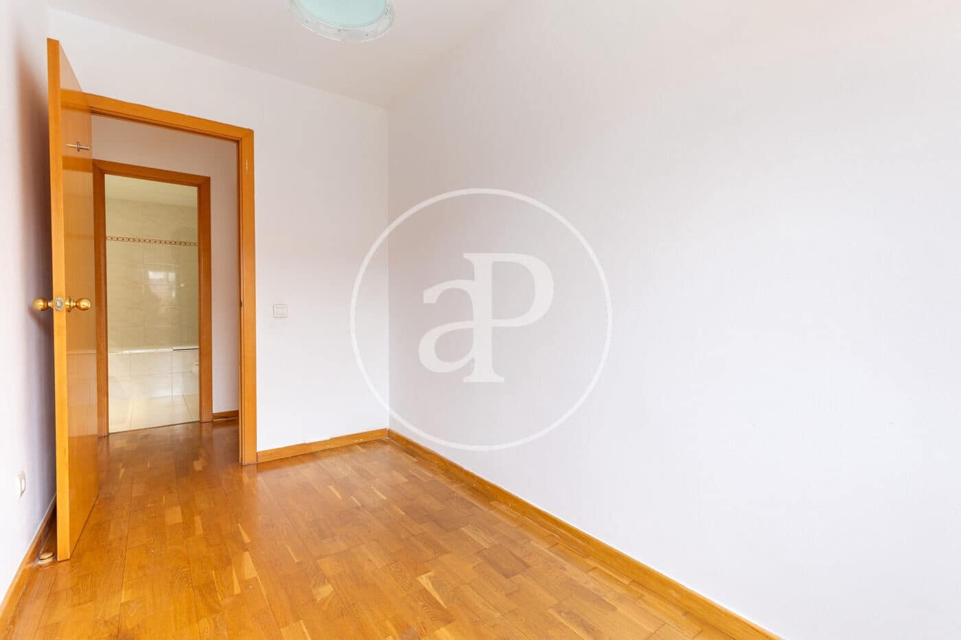 3 bedroom Apartment for rent in Sant Cugat del Valles with pool - € 1,800 (Ref: 9497170)