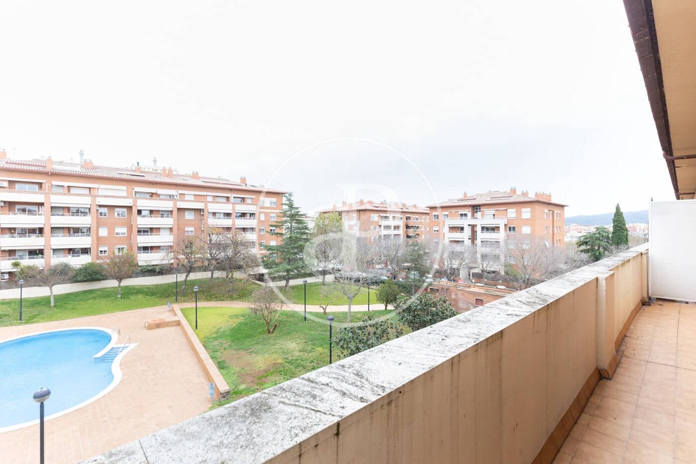 3 bedroom Apartment for rent in Sant Cugat del Valles with pool - € 1,800 (Ref: 9497170)