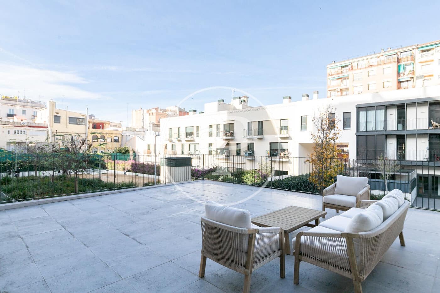 2 makuuhuone Huoneisto vuokrattavana paikassa Barcelona kaupunki mukana uima-altaan - 2 500 € (Ref: 9502344)