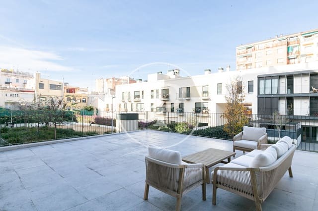 2 makuuhuone Huoneisto vuokrattavana paikassa El Poblenou, Barcelona kaupunki mukana uima-altaan - 2 500 € (Ref: 9502344)