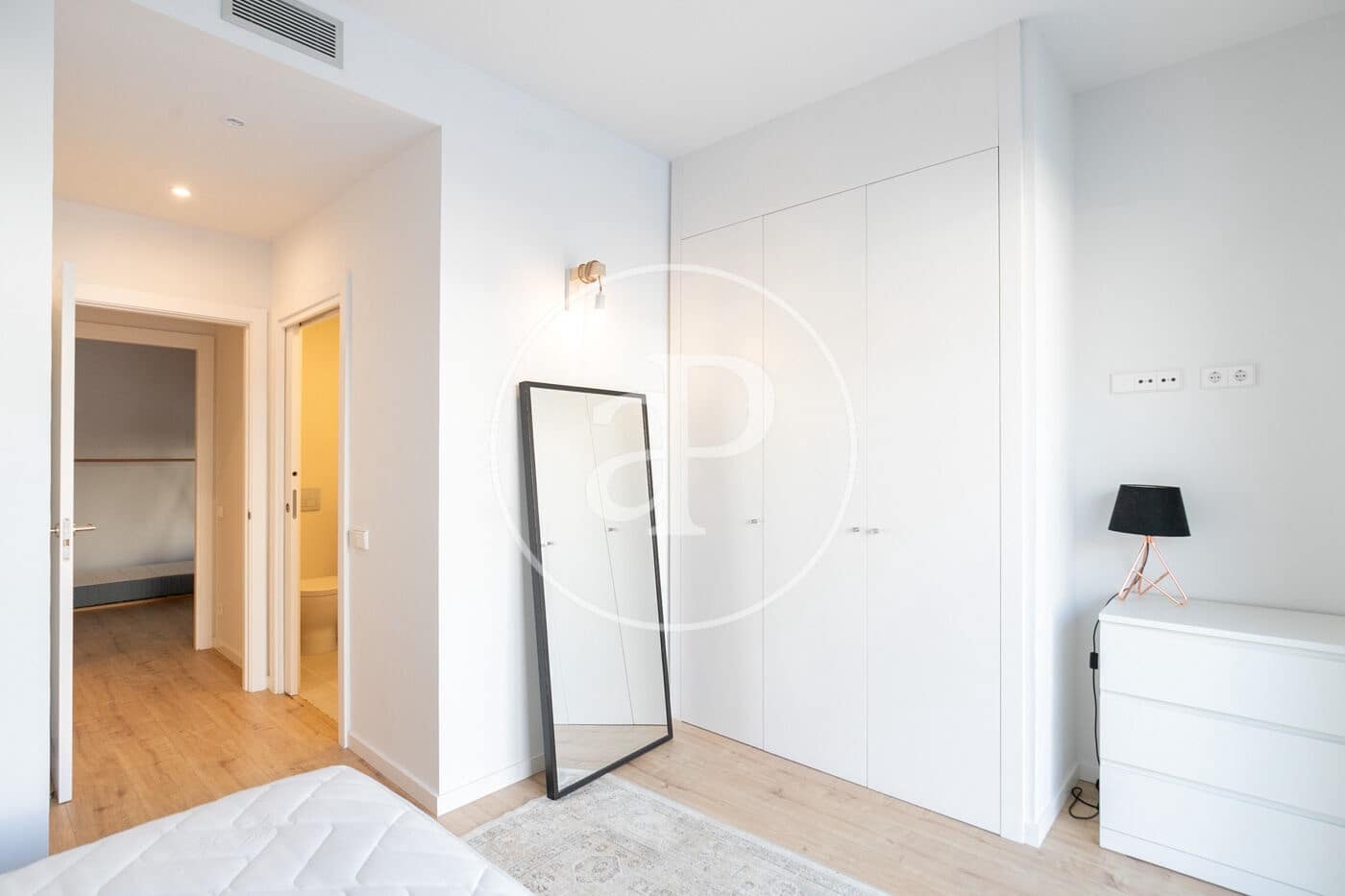 2 makuuhuone Huoneisto vuokrattavana paikassa Barcelona kaupunki mukana uima-altaan - 2 500 € (Ref: 9502344)