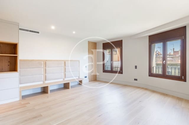 3 bedroom Apartment for sale in L'Antiga Esquerra de L'Eixample, Barcelona city - € 1,280,000 (Ref: 9502346)