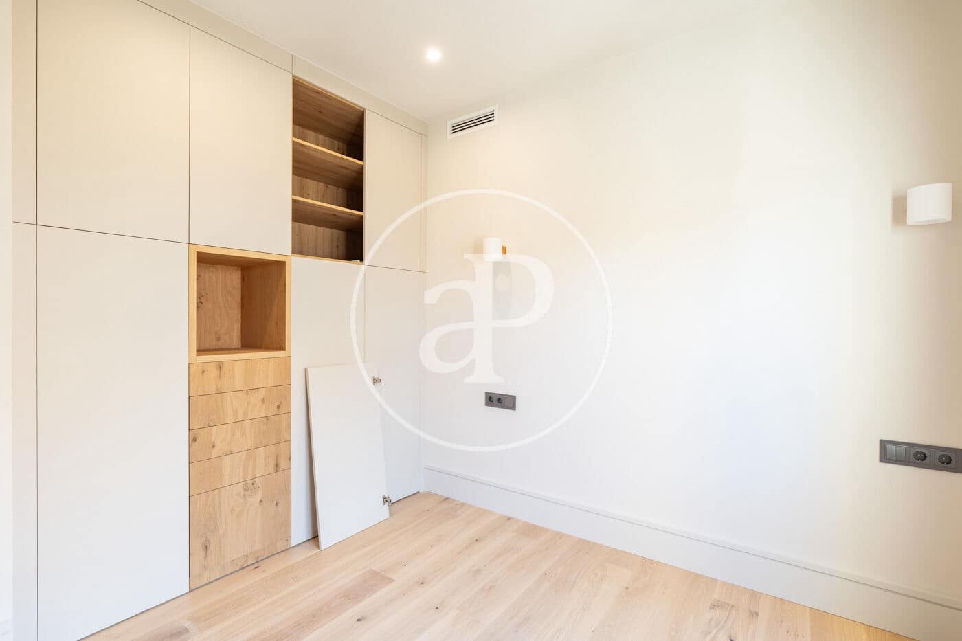 3 quarto Apartamento para venda em Barcelona cidade - 1 280 000 € (Ref: 9502346)