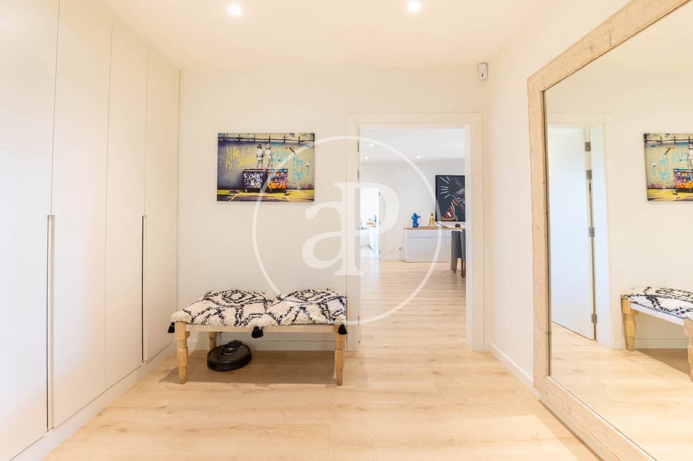 5 soveværelse Villa til leje i Cerdanyola del Valles med swimmingpool - € 9.350 (Ref: 9502347)