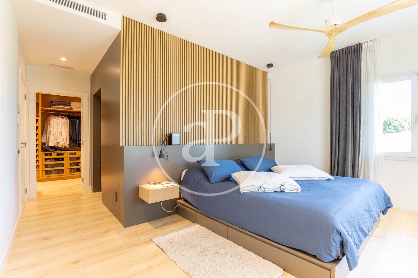 5 soveværelse Villa til leje i Cerdanyola del Valles med swimmingpool - € 9.350 (Ref: 9502347)