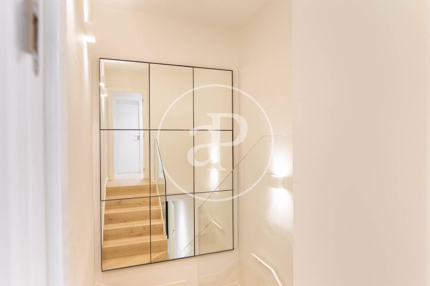 5 soveværelse Villa til leje i Cerdanyola del Valles med swimmingpool - € 9.350 (Ref: 9502347)