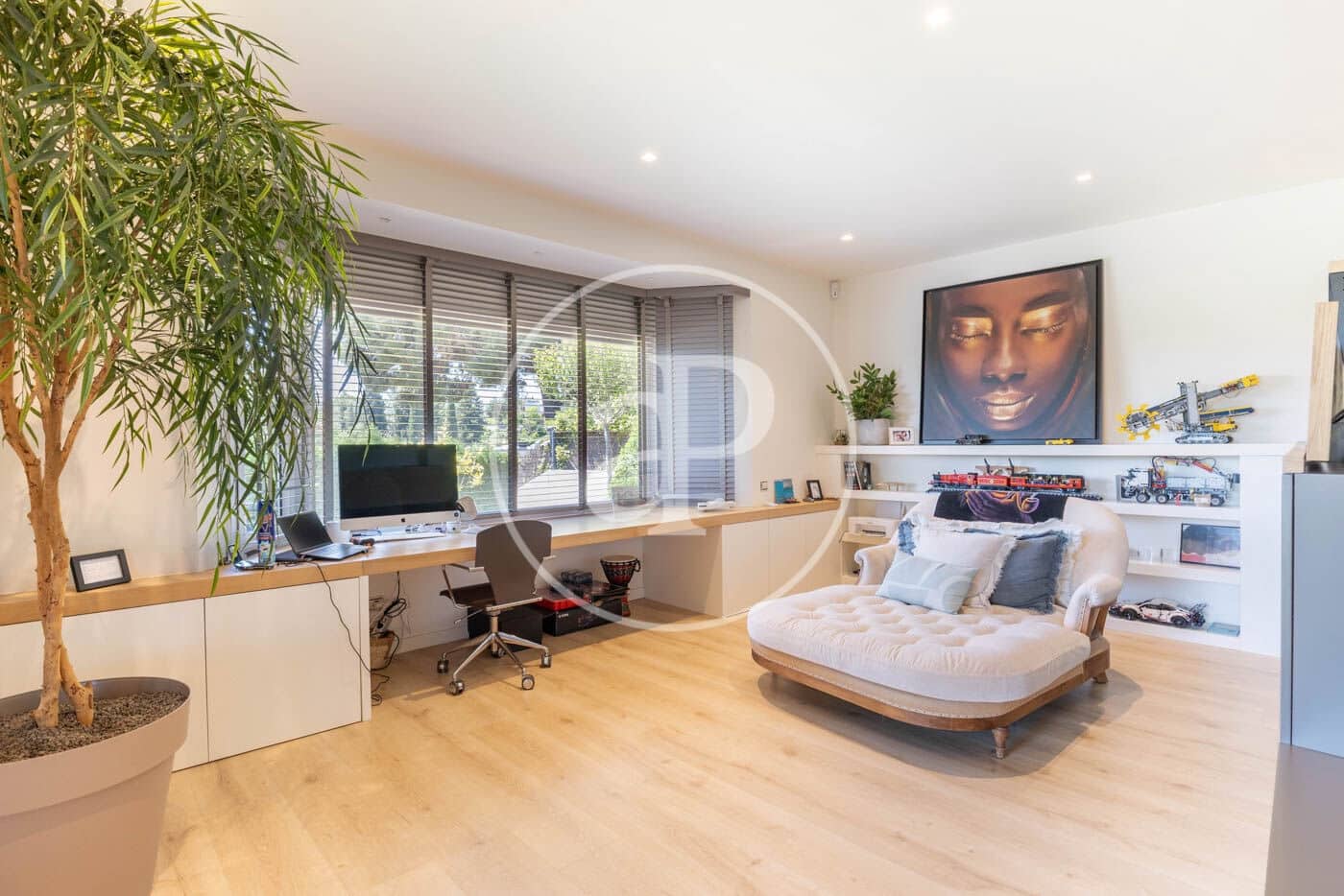 5 soveværelse Villa til leje i Cerdanyola del Valles med swimmingpool - € 9.350 (Ref: 9502347)