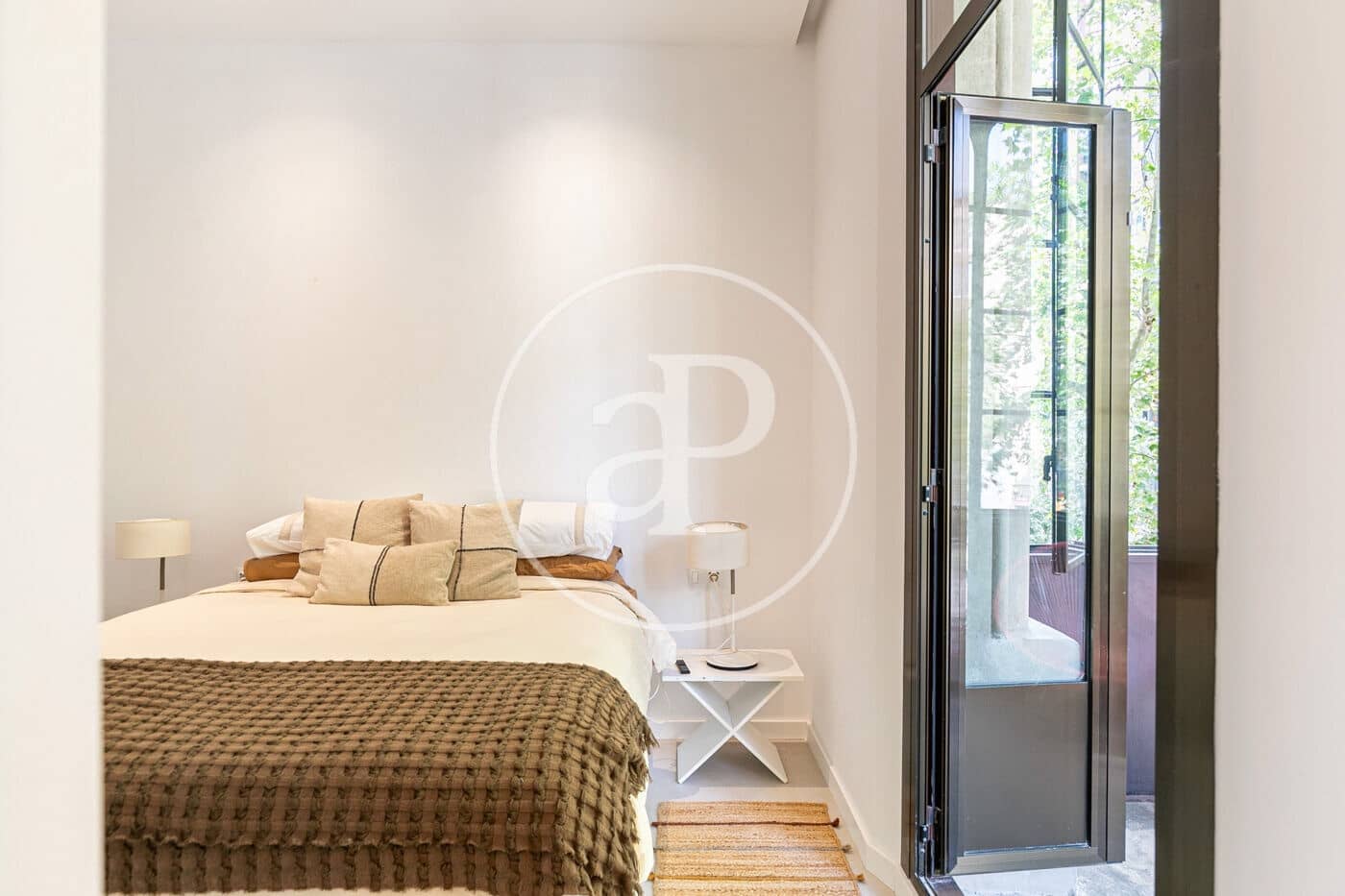 Apartamento de 2 habitaciones en Barcelona ciudad en alquiler - 2.550 € (Ref: 9504271)