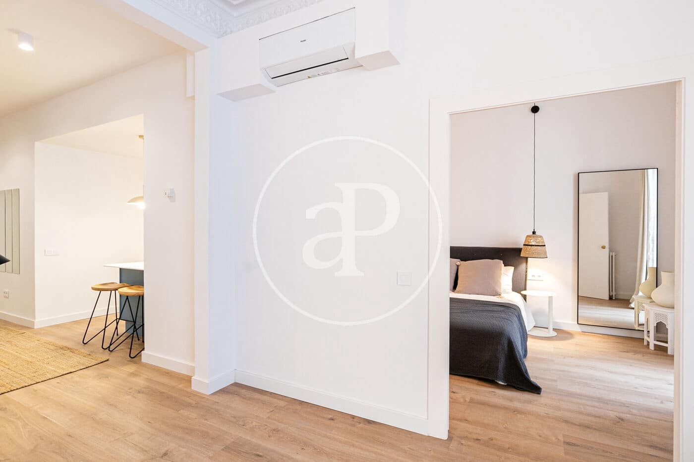 2 bedroom Apartment for rent in Barcelona city - € 2,904 (Ref: 9504273)