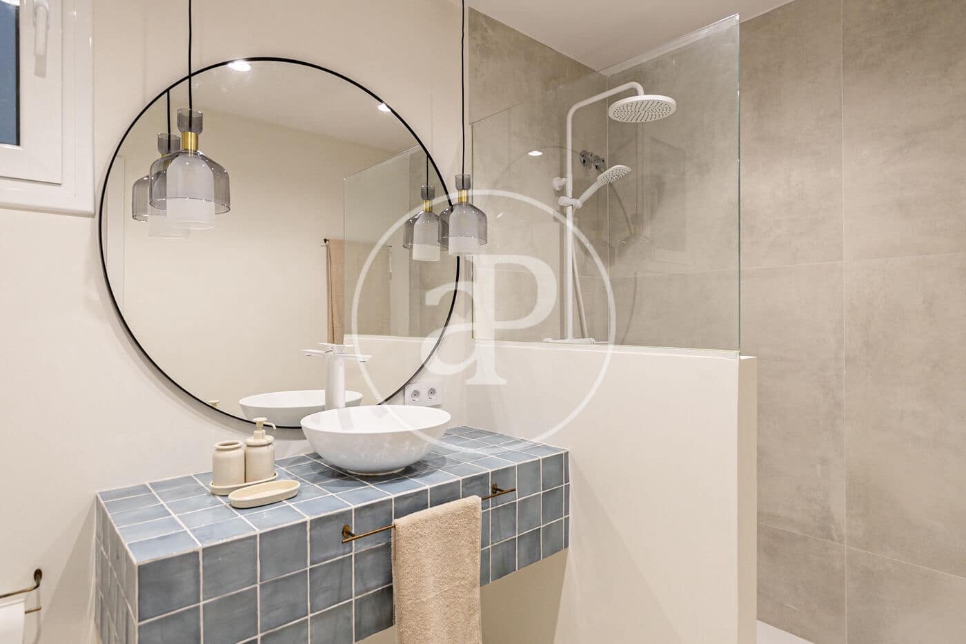 2 bedroom Apartment for rent in Barcelona city - € 2,904 (Ref: 9504273)