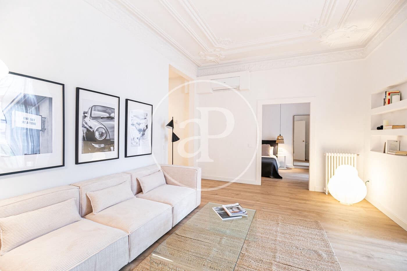 2 bedroom Apartment for rent in Barcelona city - € 2,904 (Ref: 9504273)