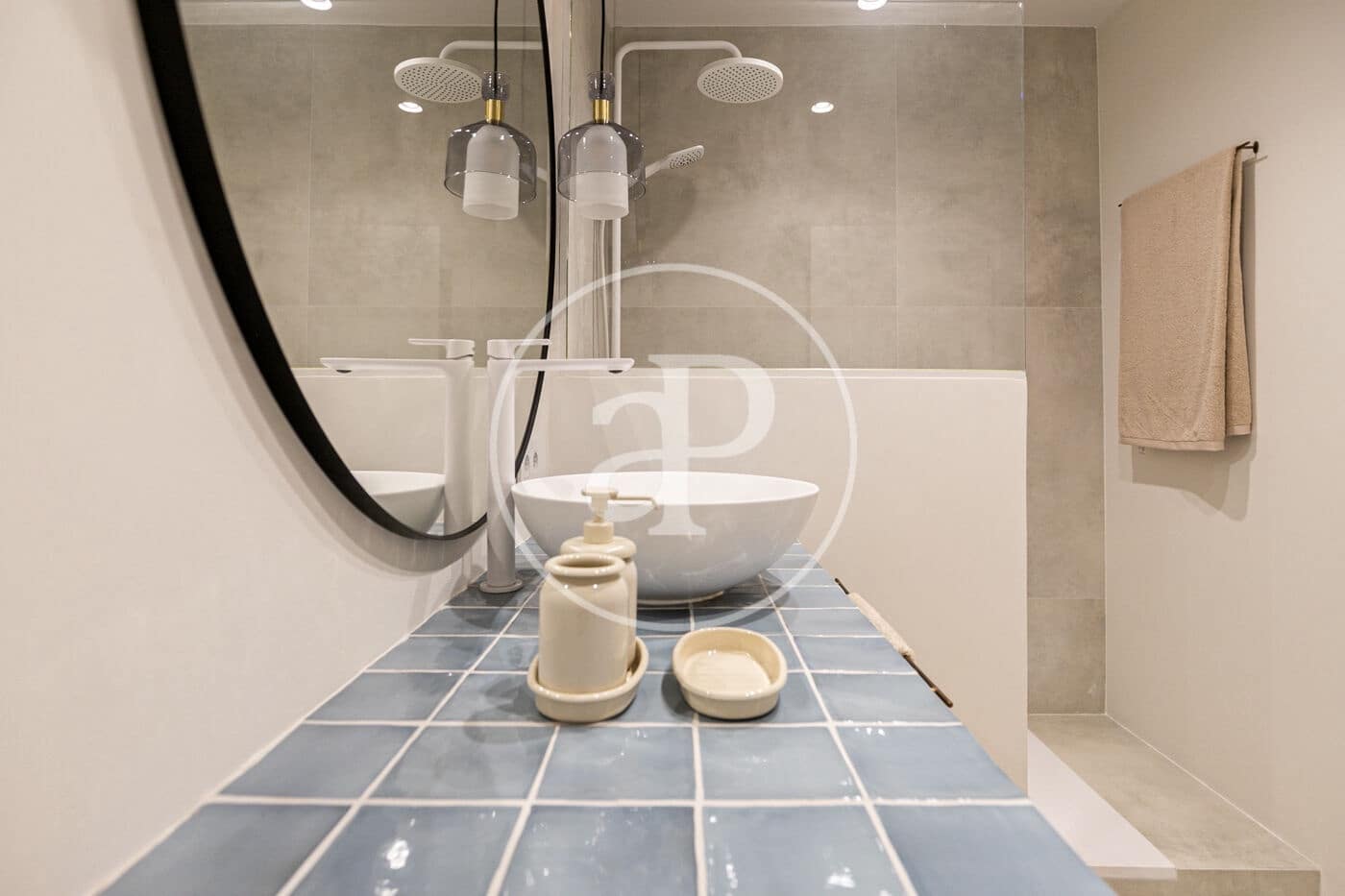 2 bedroom Apartment for rent in Barcelona city - € 2,904 (Ref: 9504273)