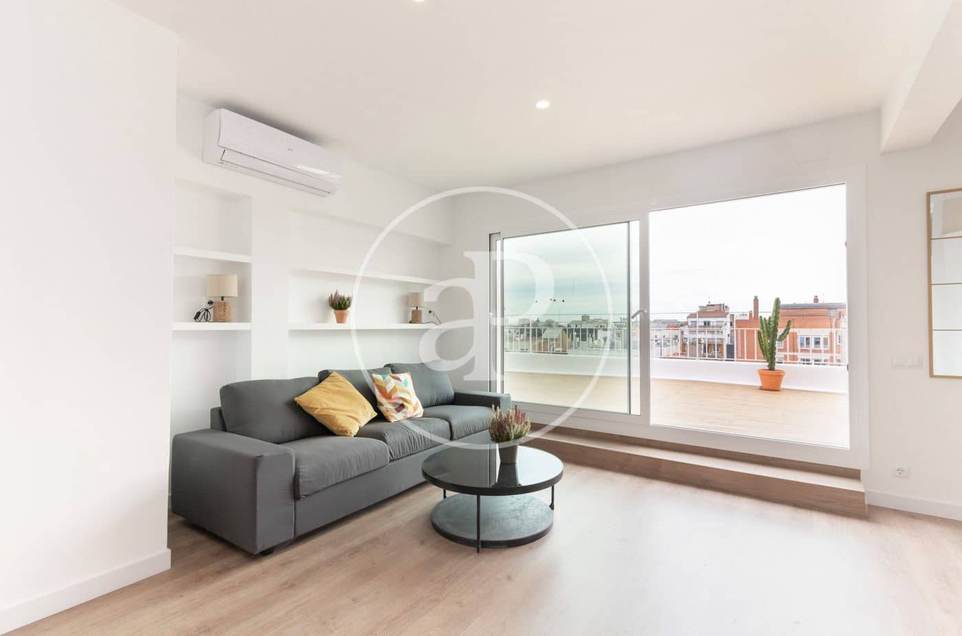 2 soveværelse Lejlighed til leje i Barcelona by - € 2.905 (Ref: 9504274)