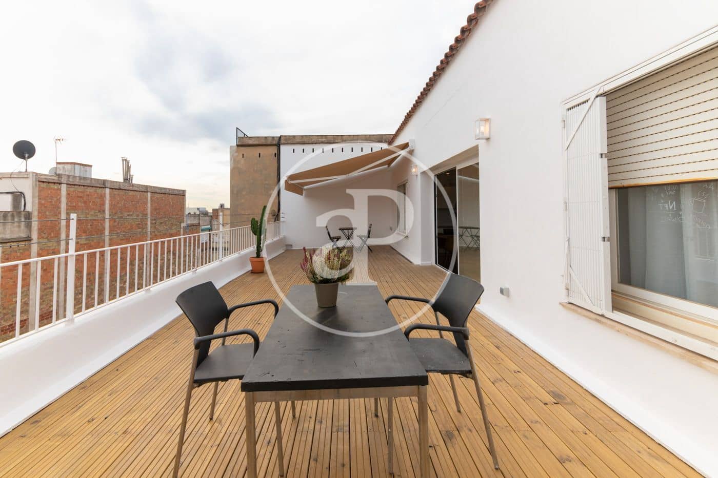 2 soveværelse Lejlighed til leje i Barcelona by - € 2.905 (Ref: 9504274)