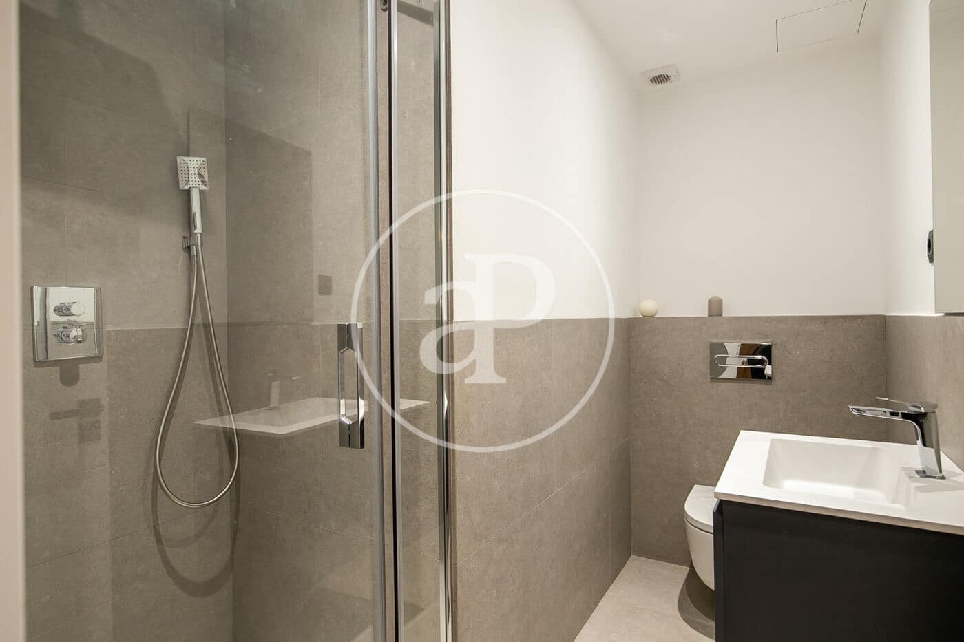 2 quarto Apartamento para venda em Barcelona cidade - 670 000 € (Ref: 9508859)