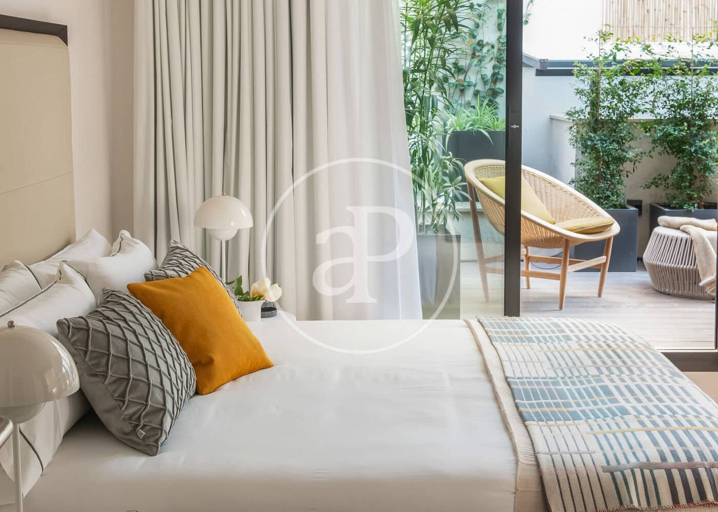 1 soverom Leilighet til leie i Barcelona by med svømmebasseng - € 4 800 (Ref: 9508861)