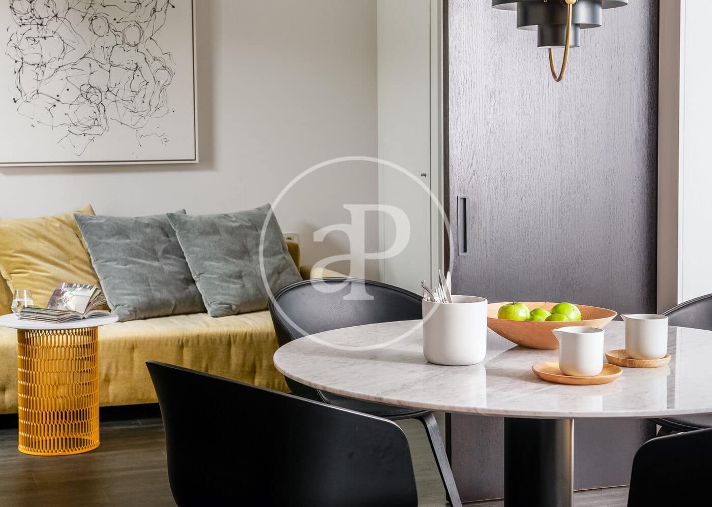 1 soverom Leilighet til leie i Barcelona by med svømmebasseng - € 4 800 (Ref: 9508861)