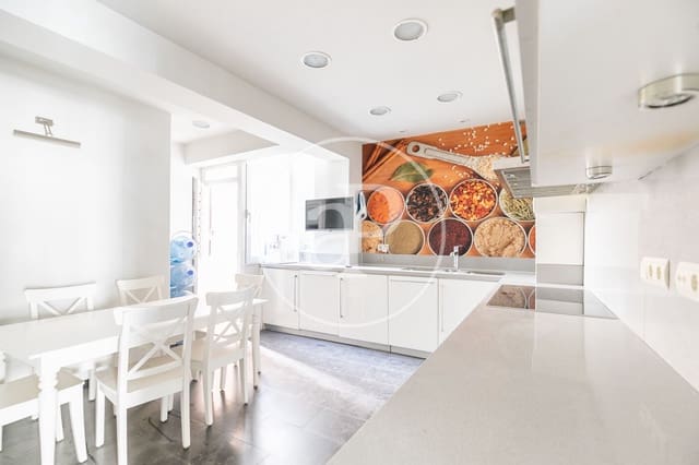 4 bedroom Apartment for rent in Sant Gervasi - La Bonanova, Barcelona city - € 3,260 (Ref: 9508862)