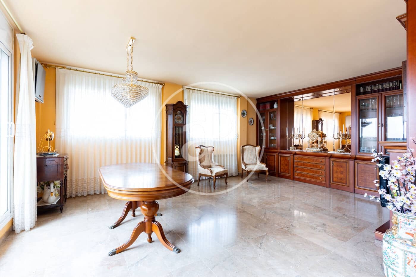 4 bedroom Apartment for sale in Terrassa - € 580,000 (Ref: 9508863)