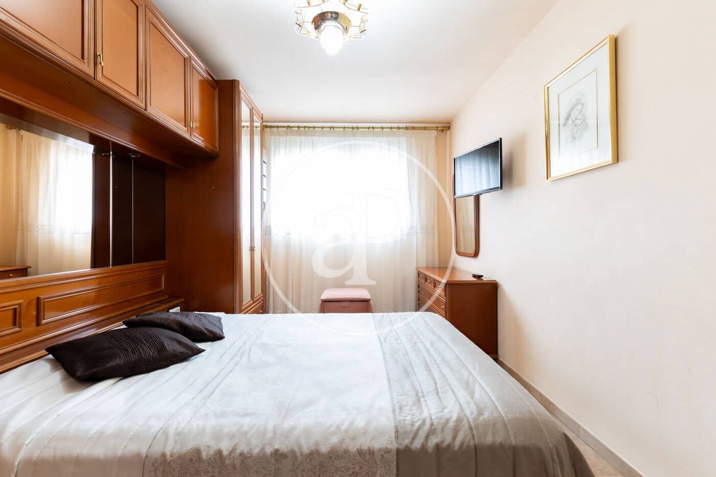 4 bedroom Apartment for sale in Terrassa - € 580,000 (Ref: 9508863)